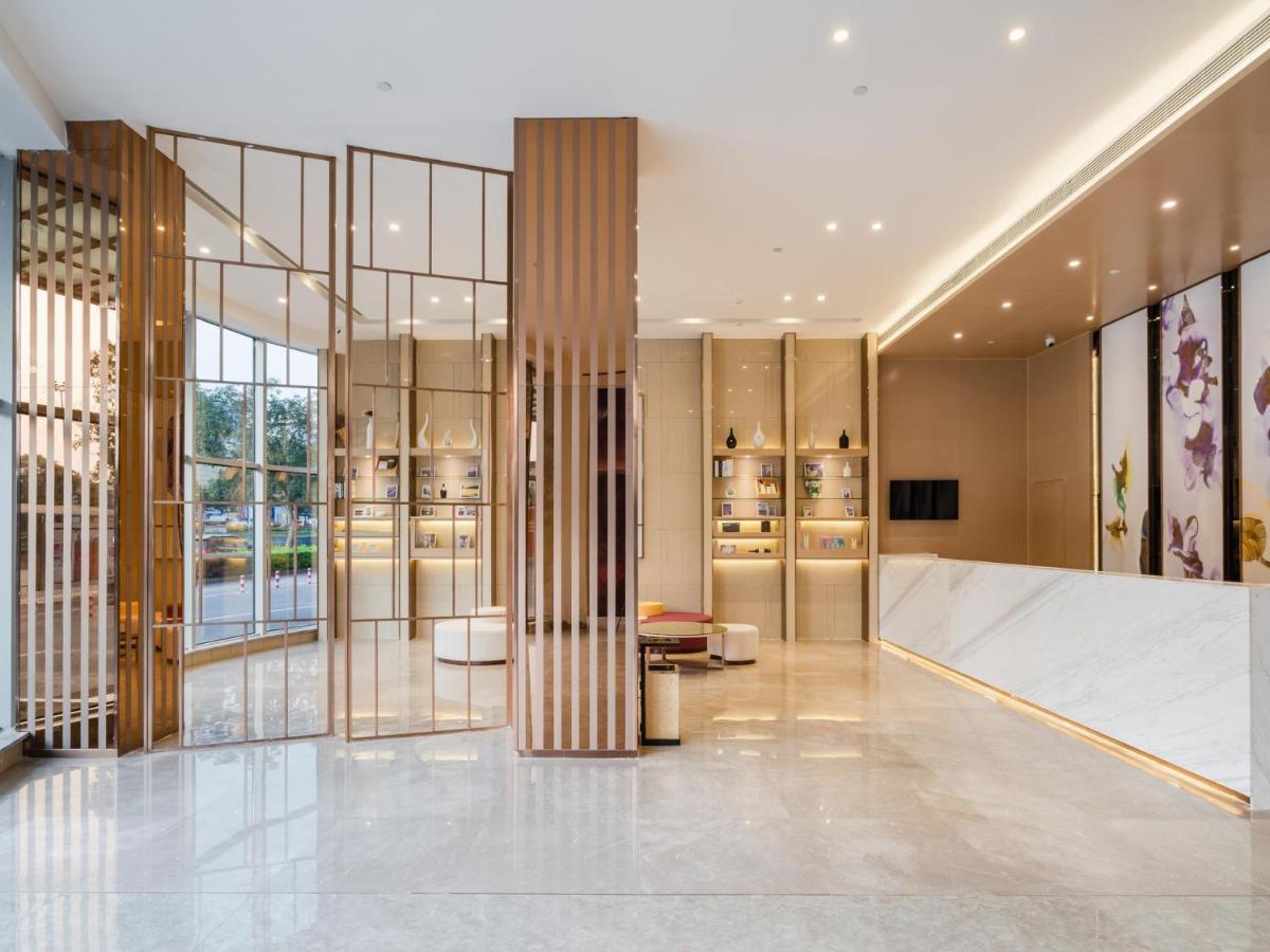 Lavande Hotel Luzhou Wanda Plaza Southwest Commercial City Exterior foto