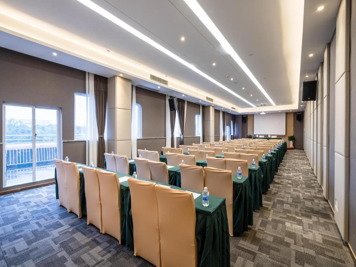 Lavande Hotel Luzhou Wanda Plaza Southwest Commercial City Exterior foto